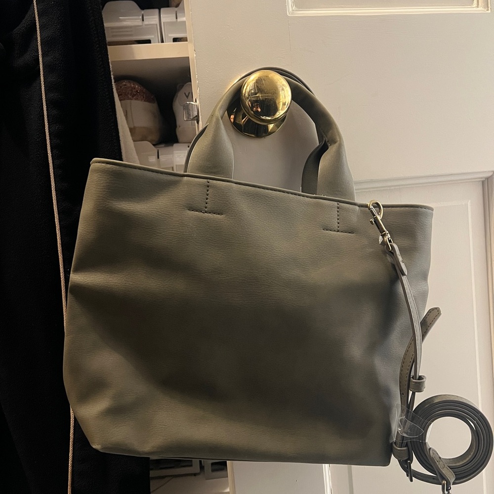 Universal Threads Purse